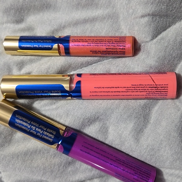 LipSense Lip Gloss - Set Of 3 - NEW/UNOPENED - Picture 5 of 5